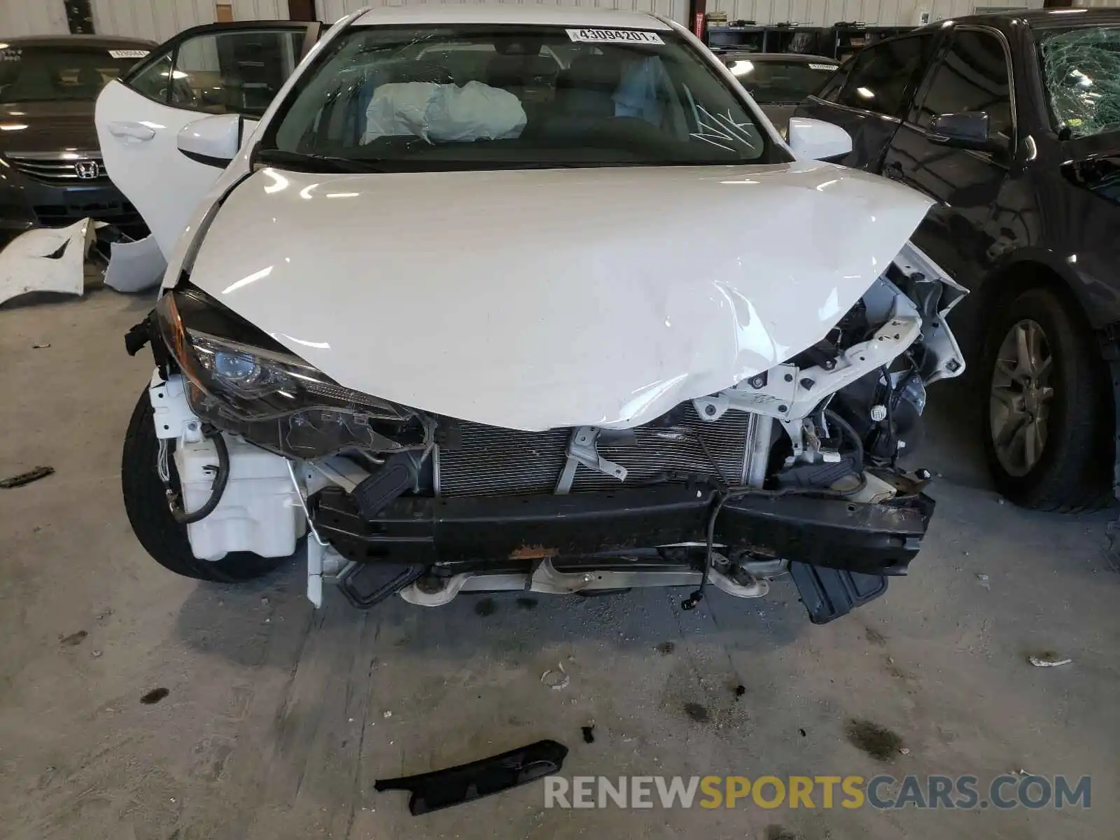 9 Photograph of a damaged car 5YFBURHE8KP910828 TOYOTA COROLLA 2019