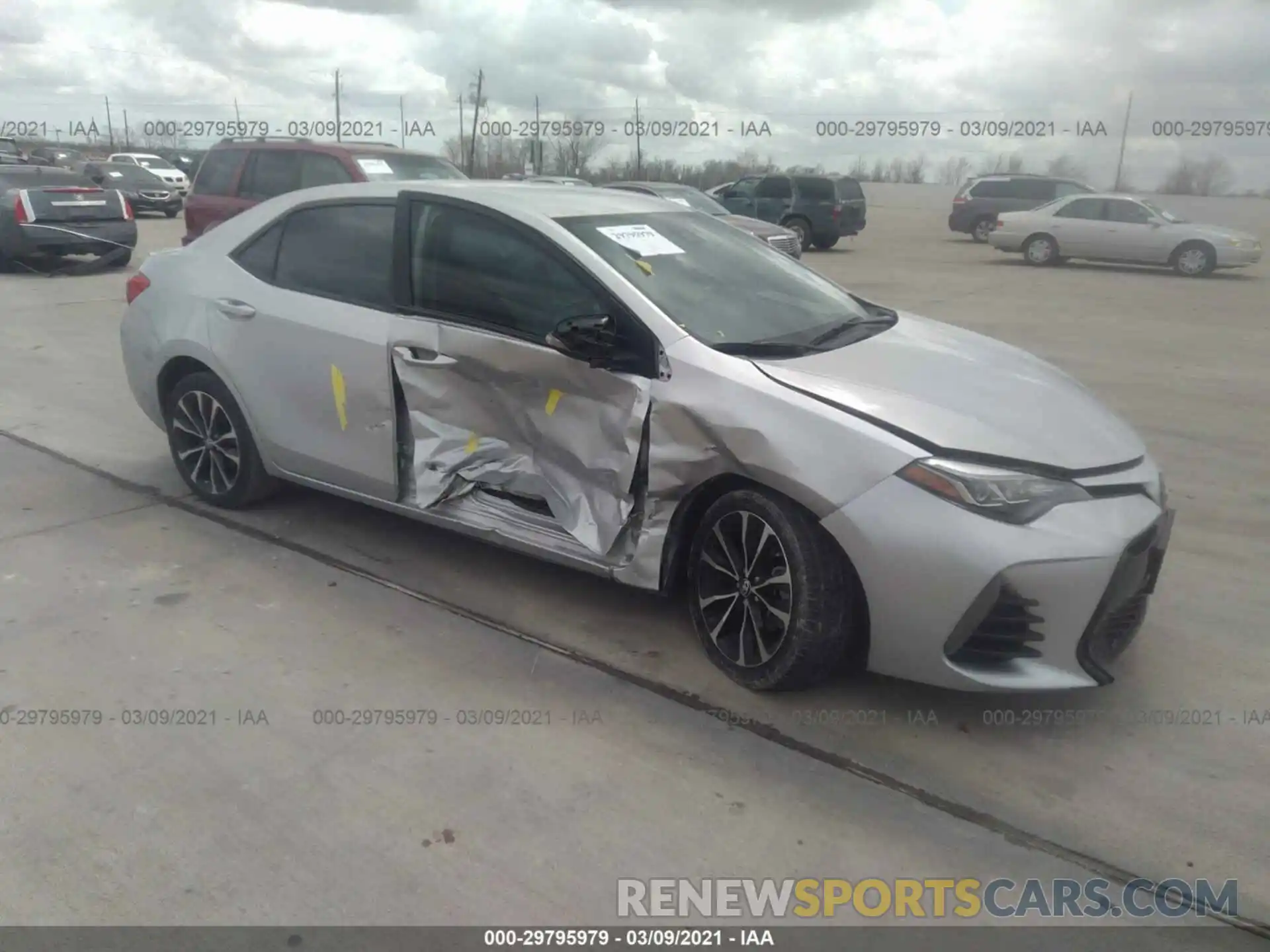 1 Photograph of a damaged car 5YFBURHE8KP910943 TOYOTA COROLLA 2019