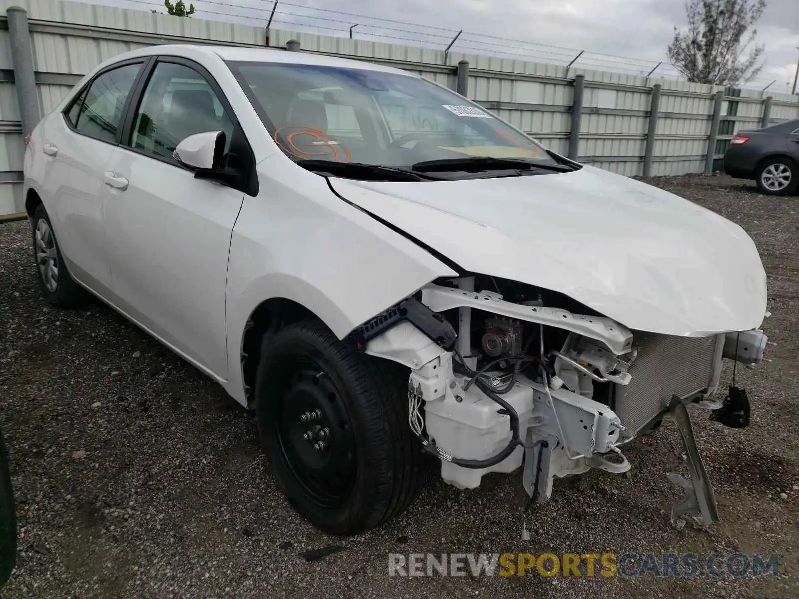 1 Фотография поврежденного автомобиля 5YFBURHE8KP911252 TOYOTA COROLLA 2019