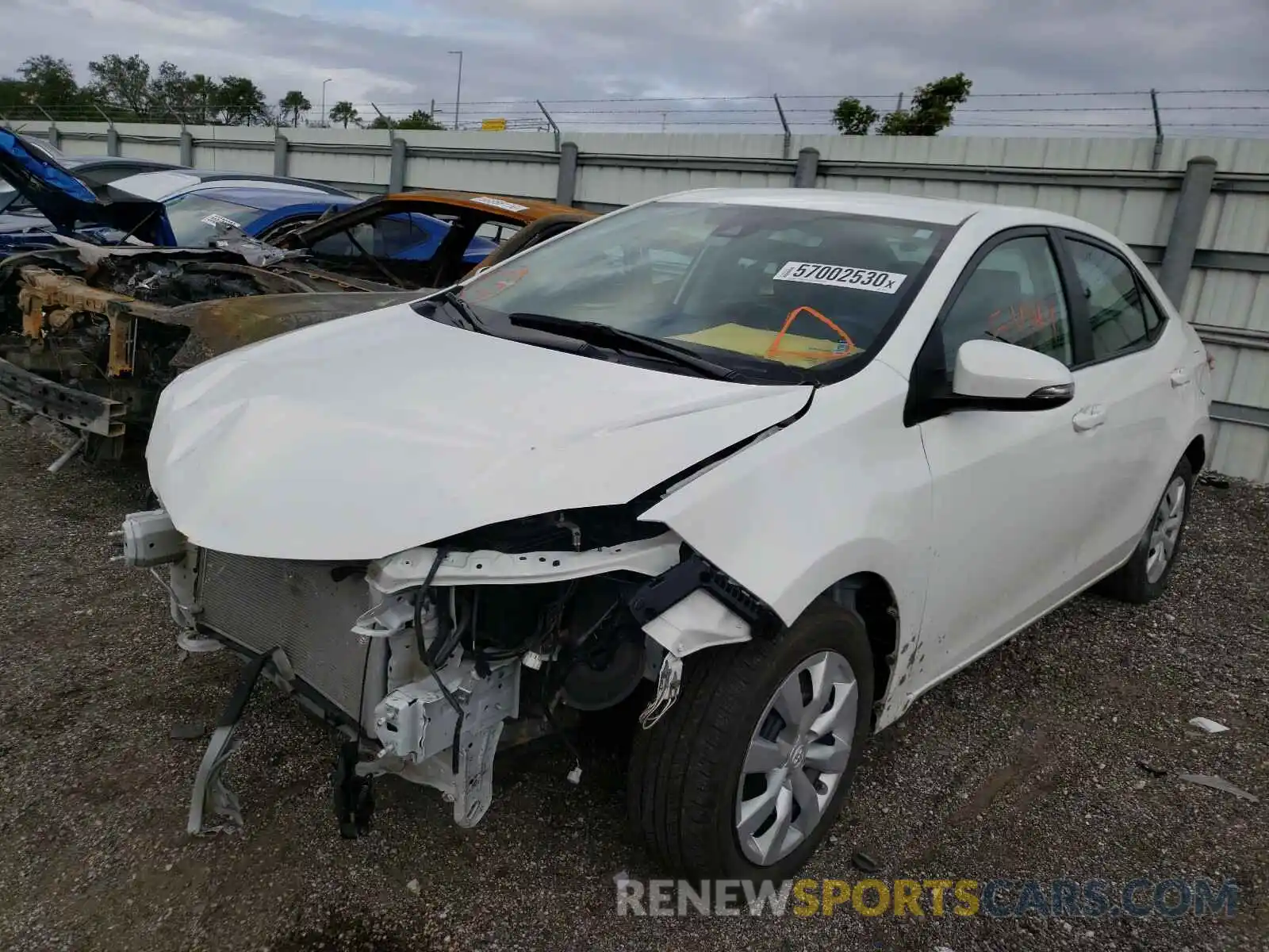 2 Фотография поврежденного автомобиля 5YFBURHE8KP911252 TOYOTA COROLLA 2019