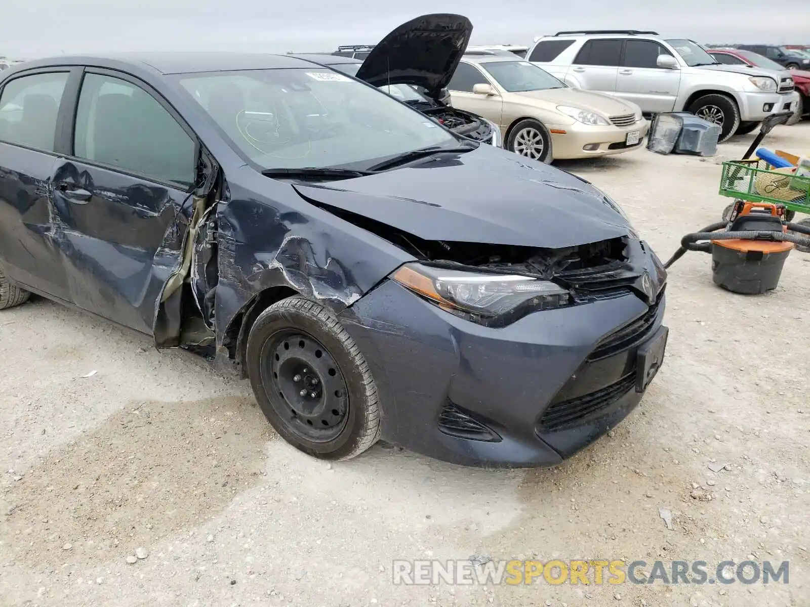 9 Photograph of a damaged car 5YFBURHE8KP911803 TOYOTA COROLLA 2019