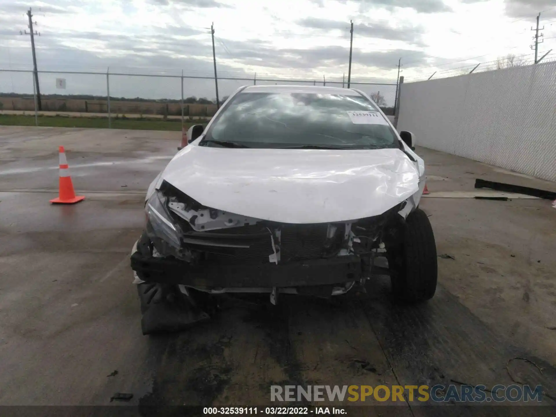 6 Photograph of a damaged car 5YFBURHE8KP912143 TOYOTA COROLLA 2019