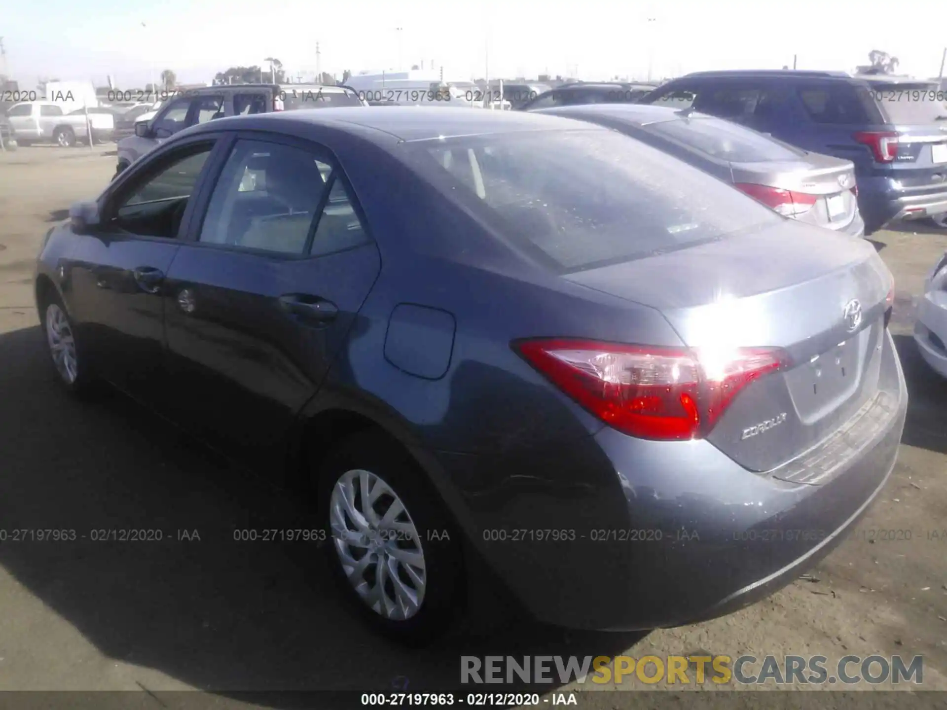 3 Photograph of a damaged car 5YFBURHE8KP912806 TOYOTA COROLLA 2019