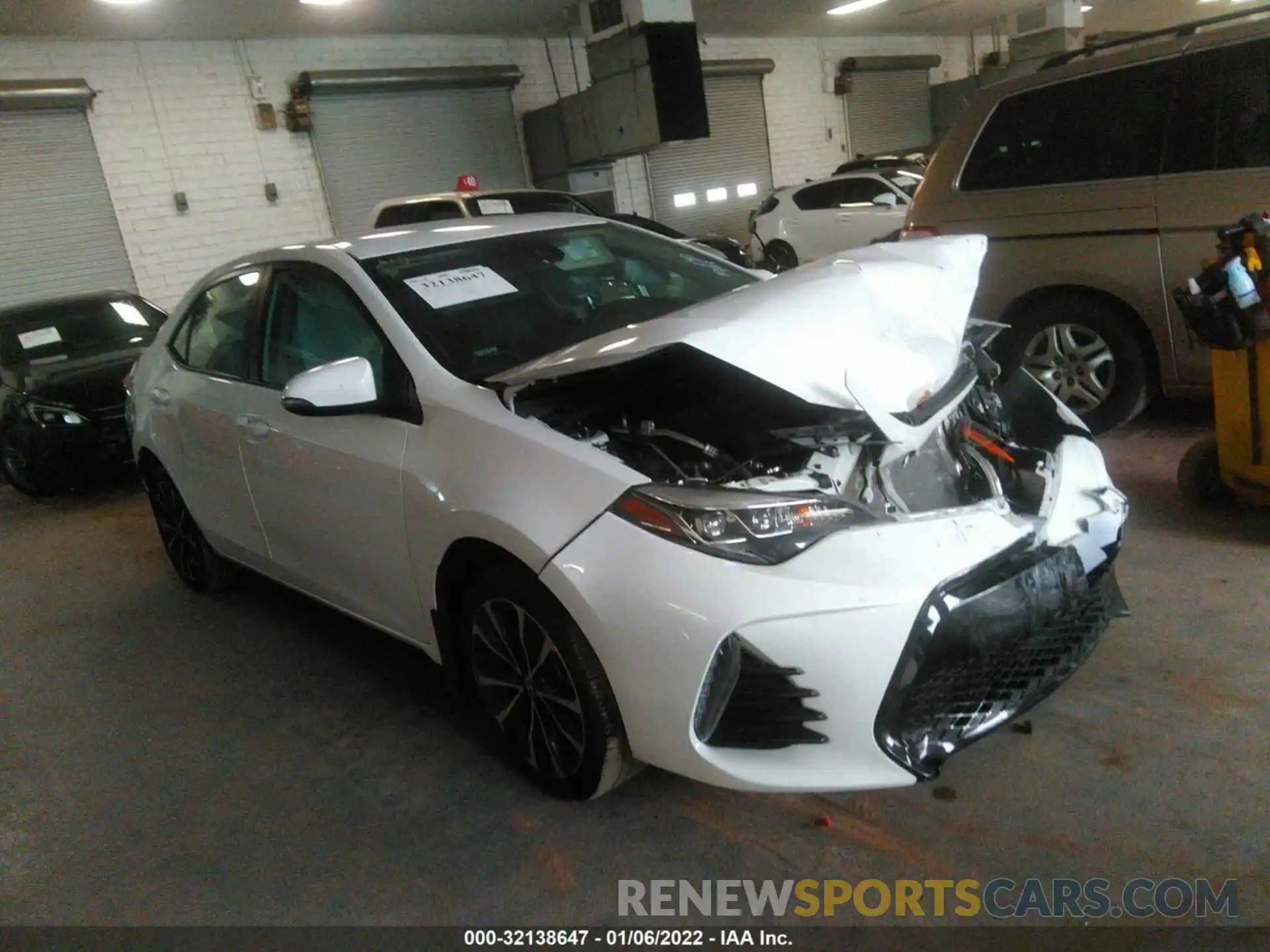 1 Photograph of a damaged car 5YFBURHE8KP914829 TOYOTA COROLLA 2019