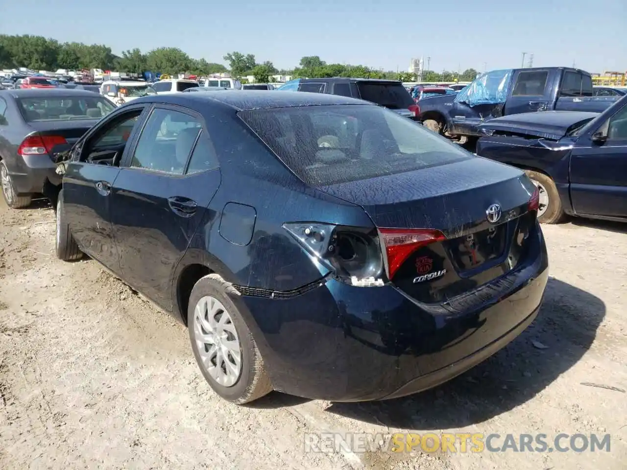 3 Photograph of a damaged car 5YFBURHE8KP915088 TOYOTA COROLLA 2019