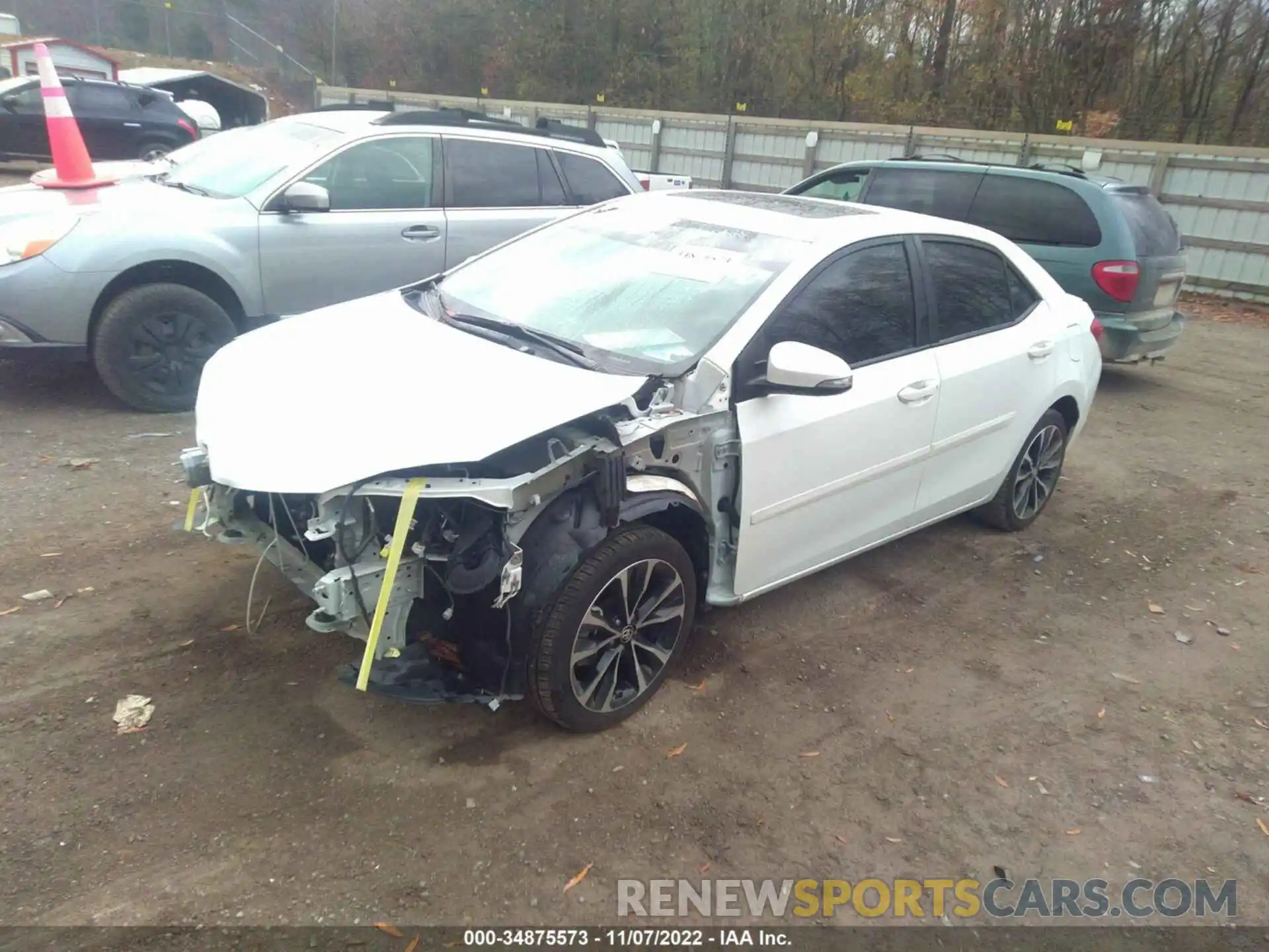 2 Photograph of a damaged car 5YFBURHE8KP915530 TOYOTA COROLLA 2019