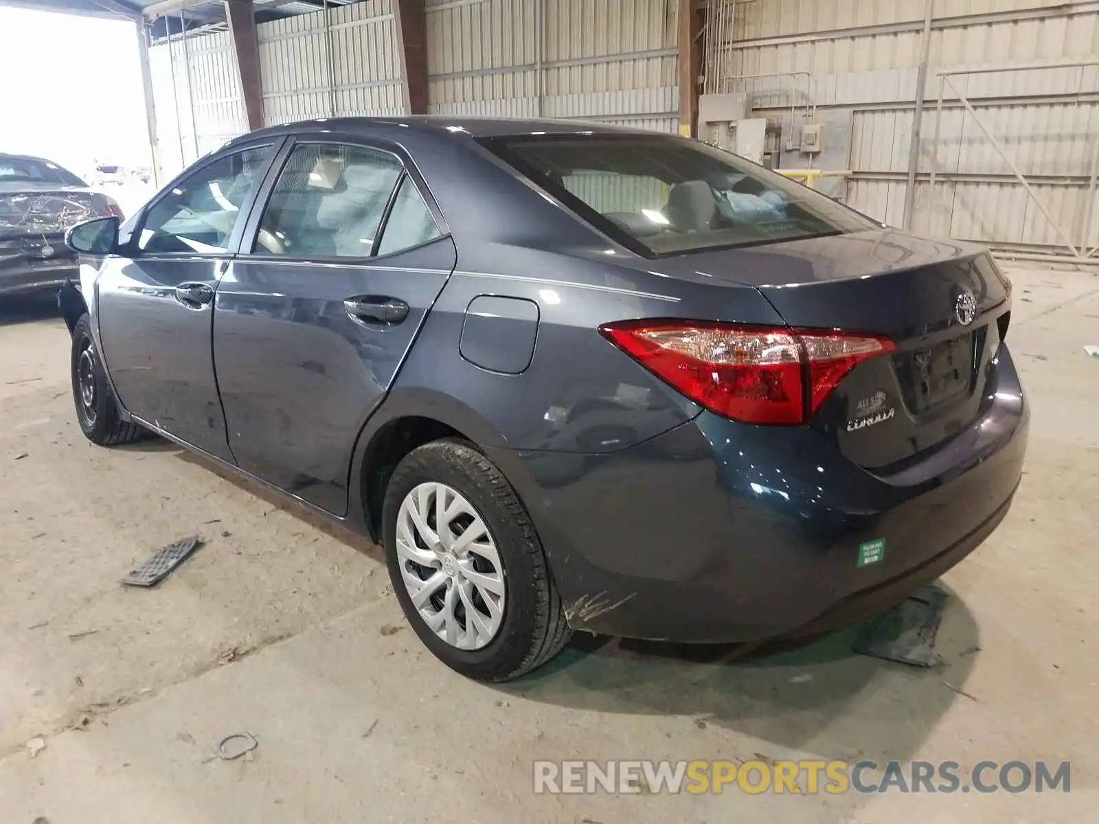 3 Photograph of a damaged car 5YFBURHE8KP915639 TOYOTA COROLLA 2019