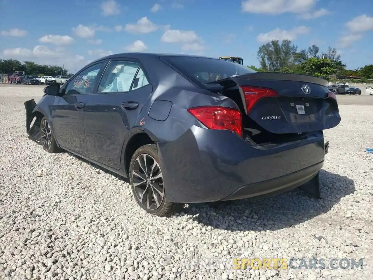 3 Photograph of a damaged car 5YFBURHE8KP917164 TOYOTA COROLLA 2019