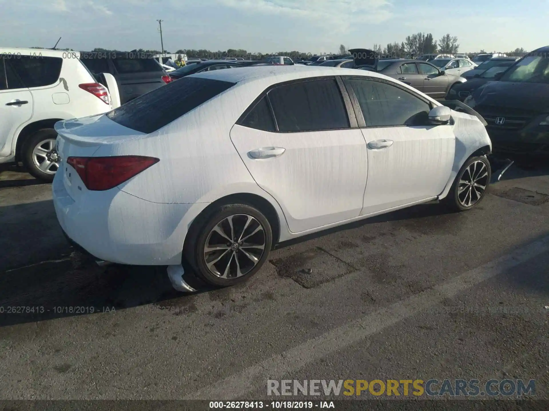 4 Photograph of a damaged car 5YFBURHE8KP917679 TOYOTA COROLLA 2019