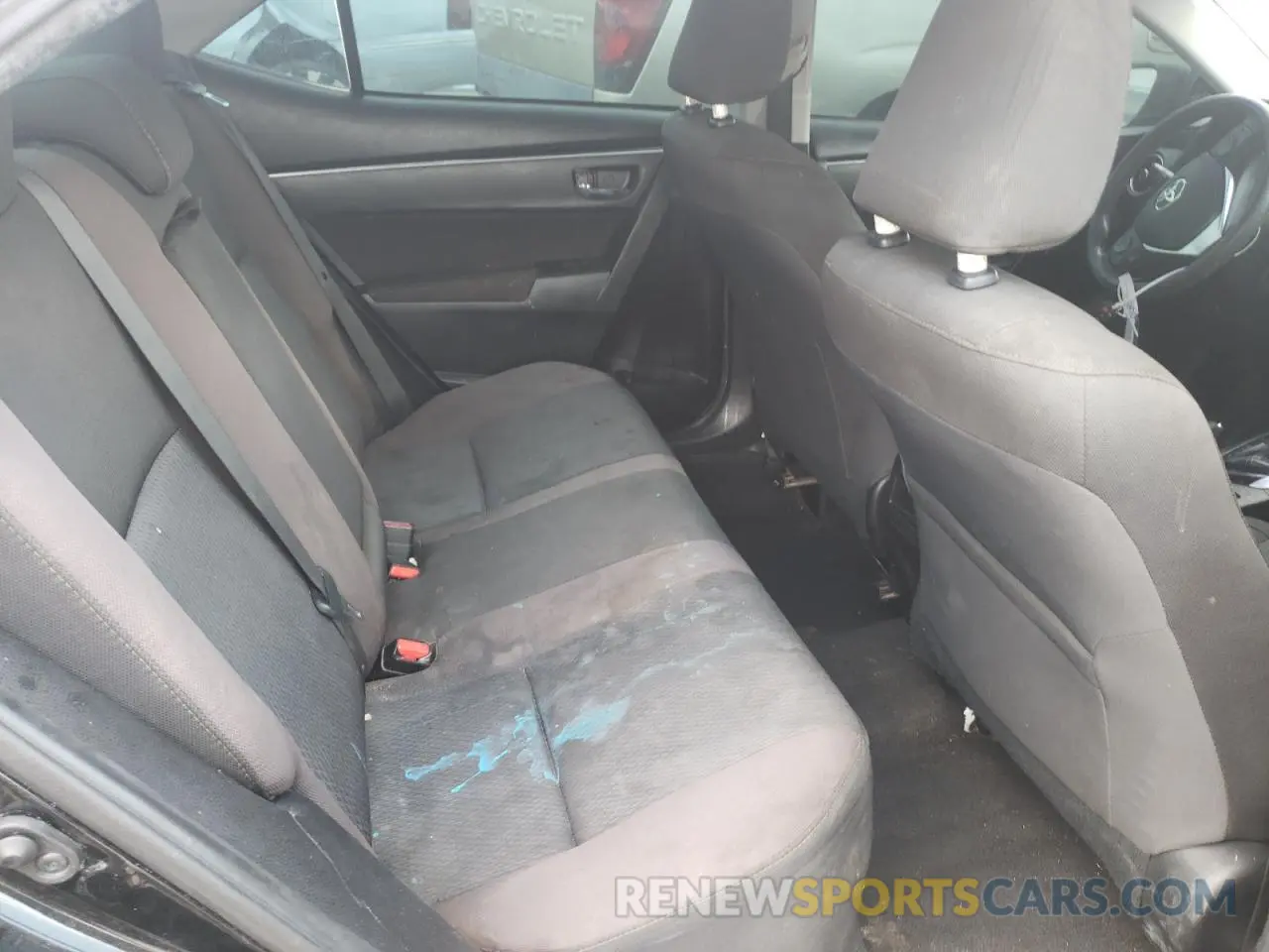 6 Photograph of a damaged car 5YFBURHE8KP918587 TOYOTA COROLLA 2019