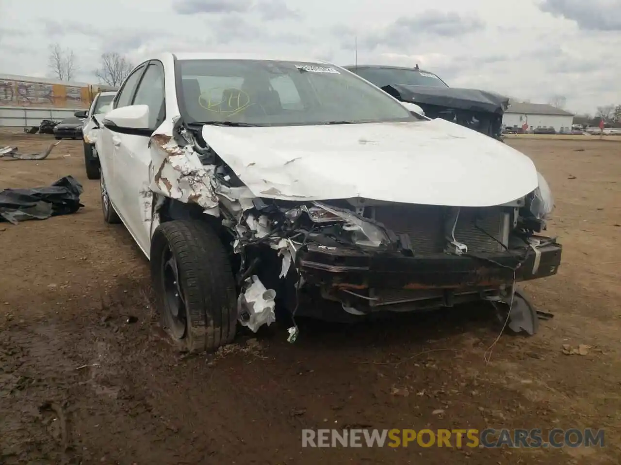 9 Photograph of a damaged car 5YFBURHE8KP919352 TOYOTA COROLLA 2019