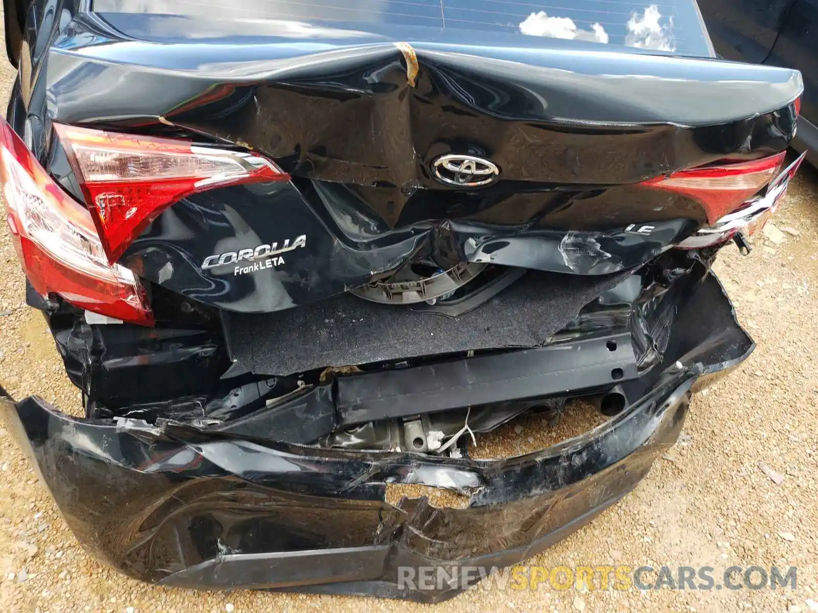 9 Photograph of a damaged car 5YFBURHE8KP920002 TOYOTA COROLLA 2019