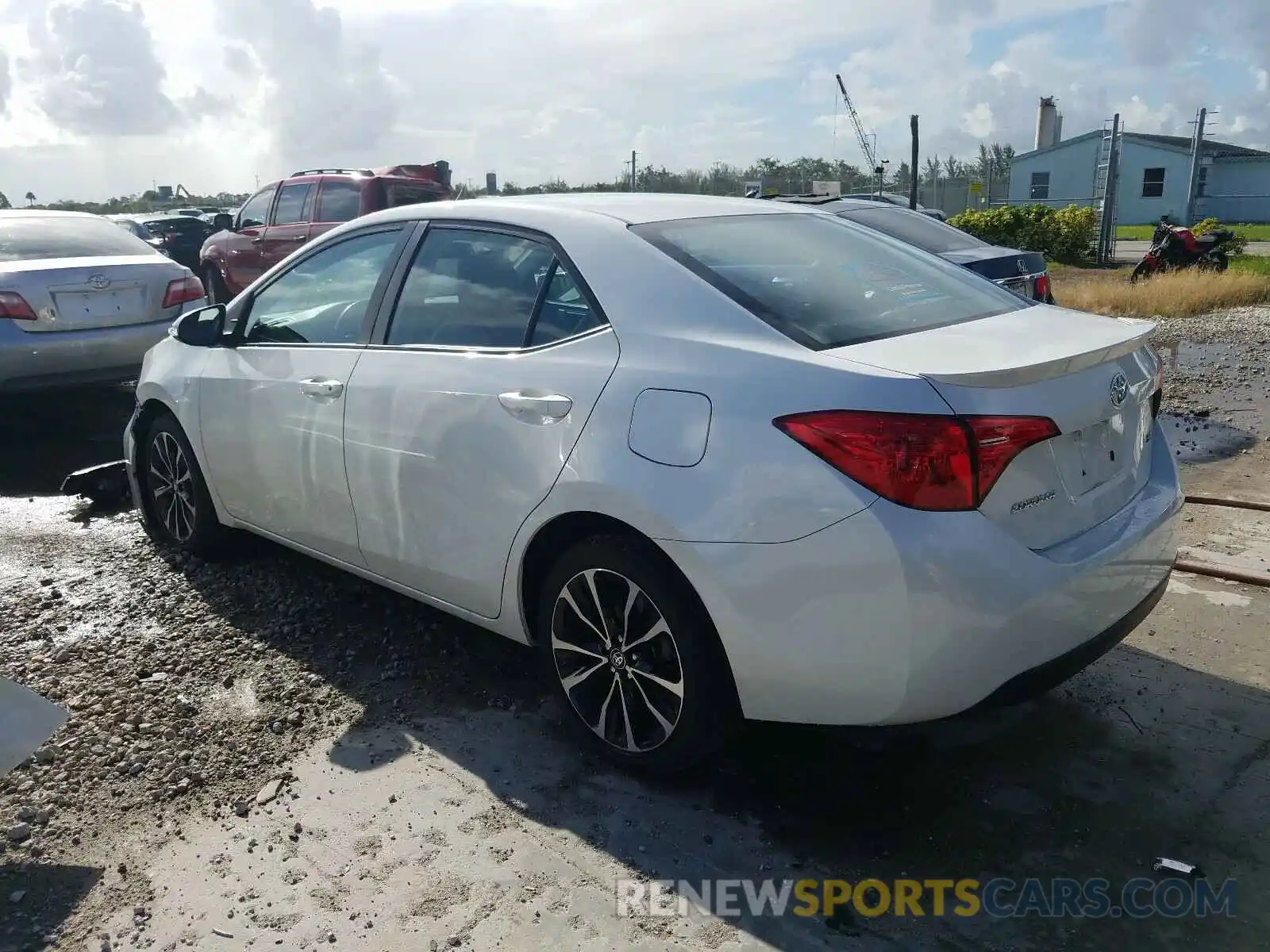 3 Photograph of a damaged car 5YFBURHE8KP920825 TOYOTA COROLLA 2019