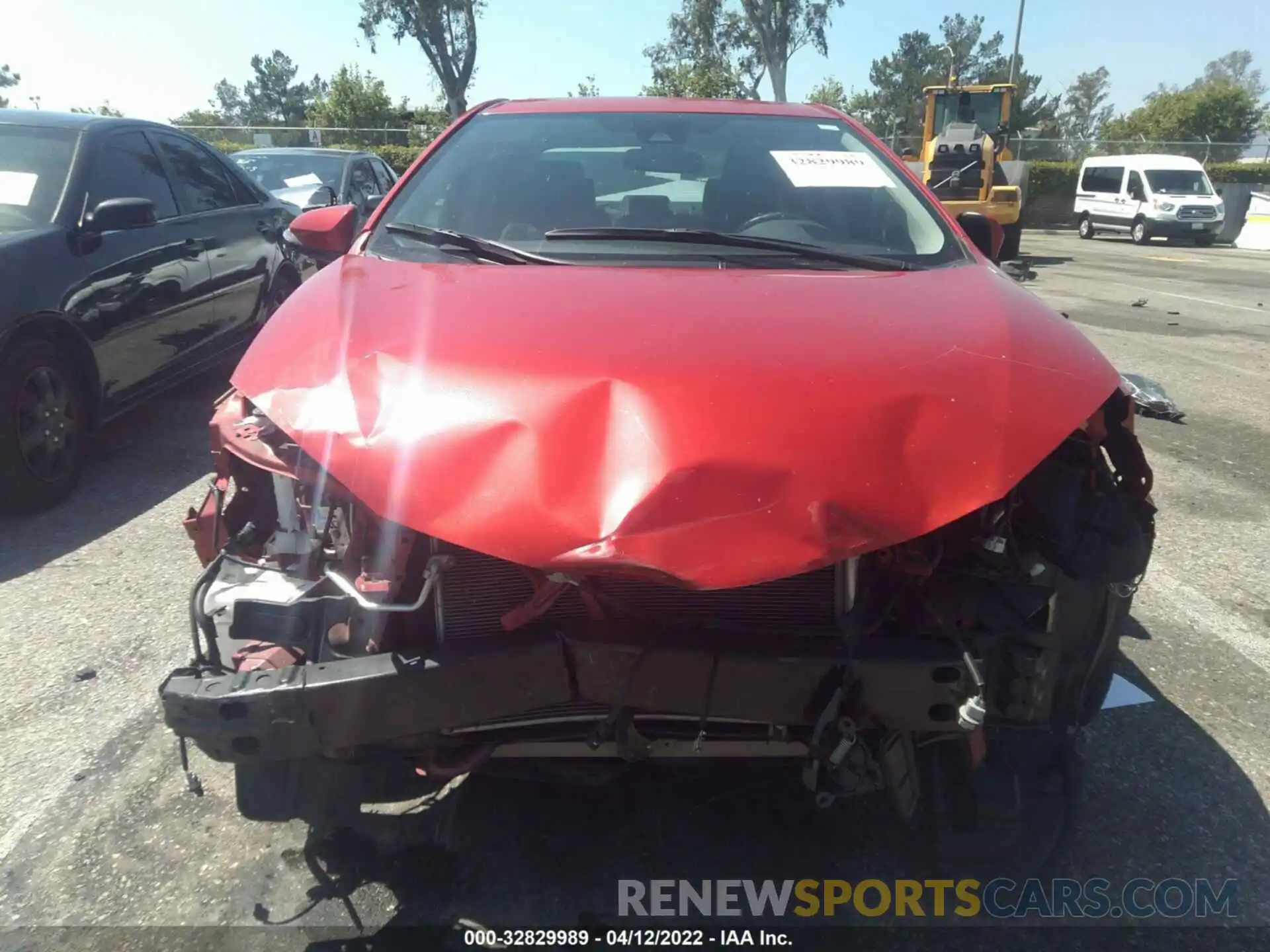 6 Photograph of a damaged car 5YFBURHE8KP921084 TOYOTA COROLLA 2019