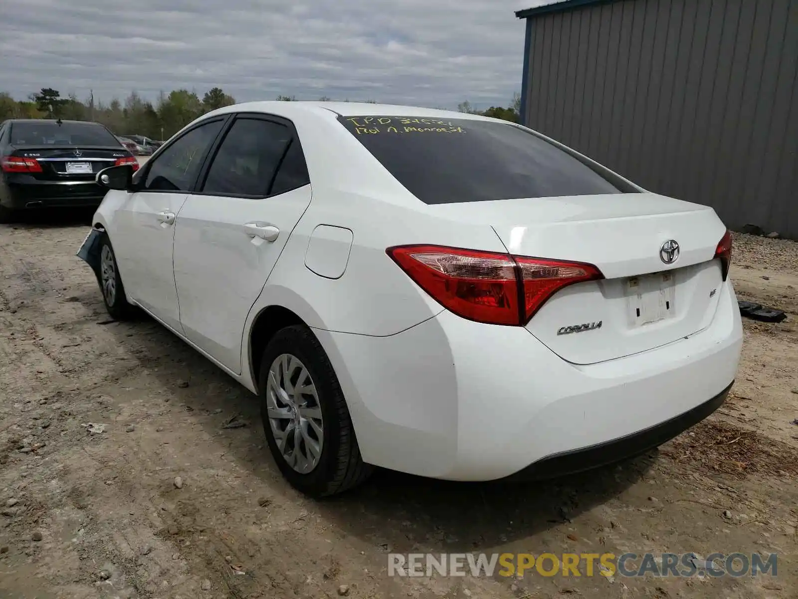 3 Photograph of a damaged car 5YFBURHE8KP921568 TOYOTA COROLLA 2019