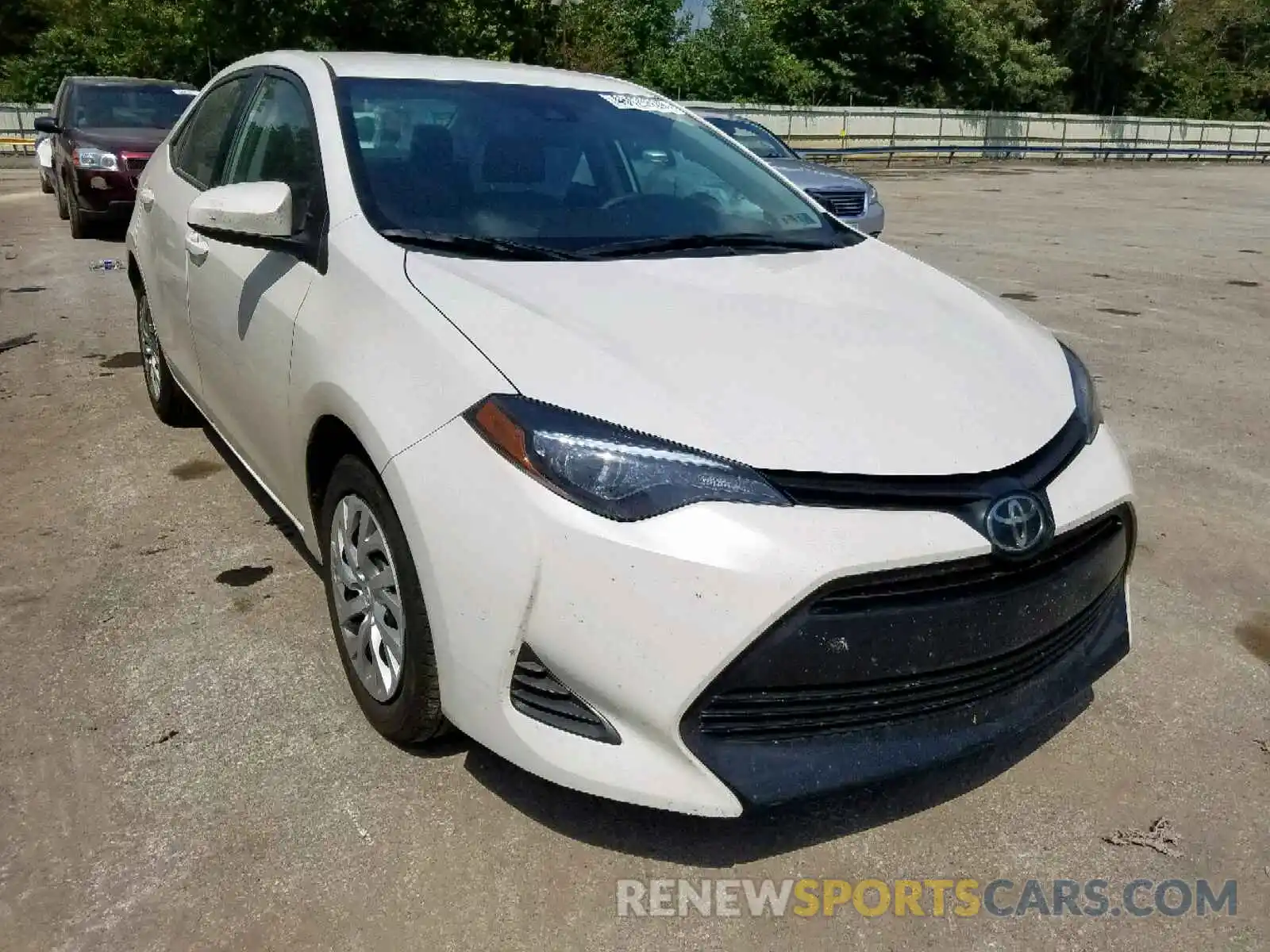 1 Photograph of a damaged car 5YFBURHE8KP921781 TOYOTA COROLLA 2019