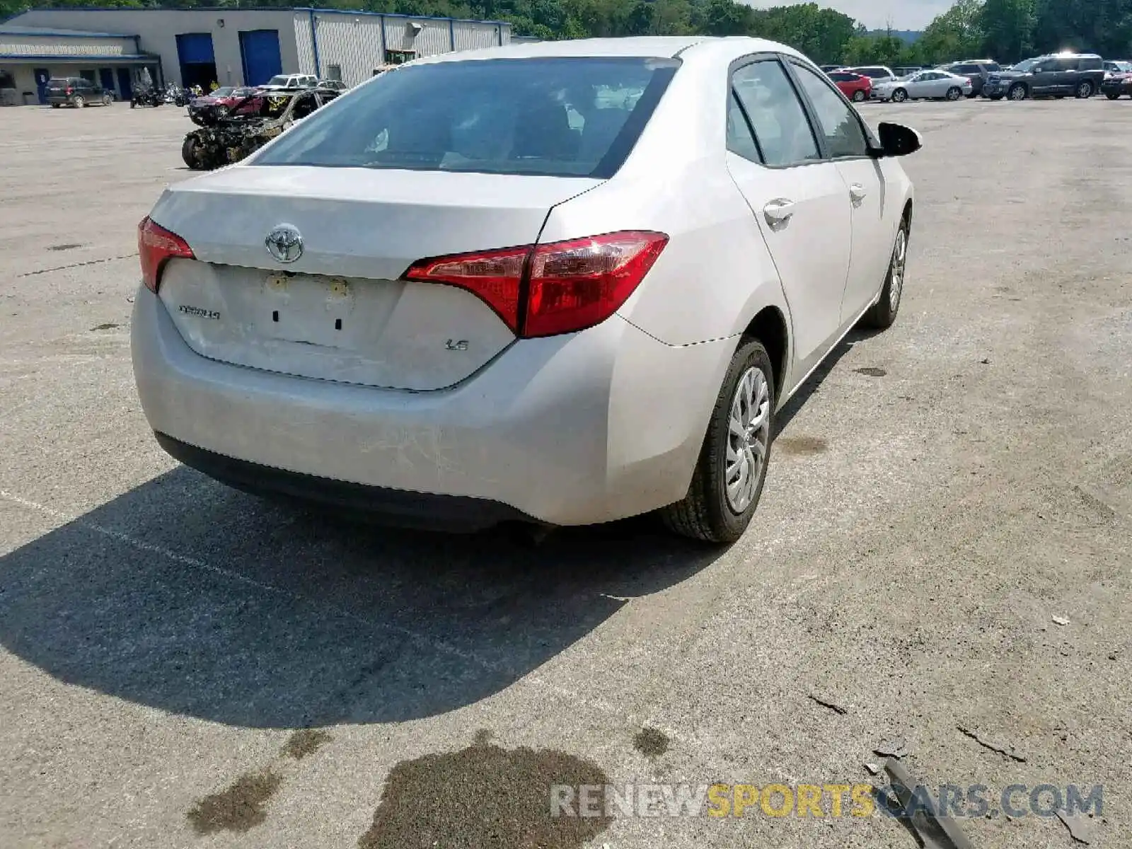 4 Photograph of a damaged car 5YFBURHE8KP921781 TOYOTA COROLLA 2019