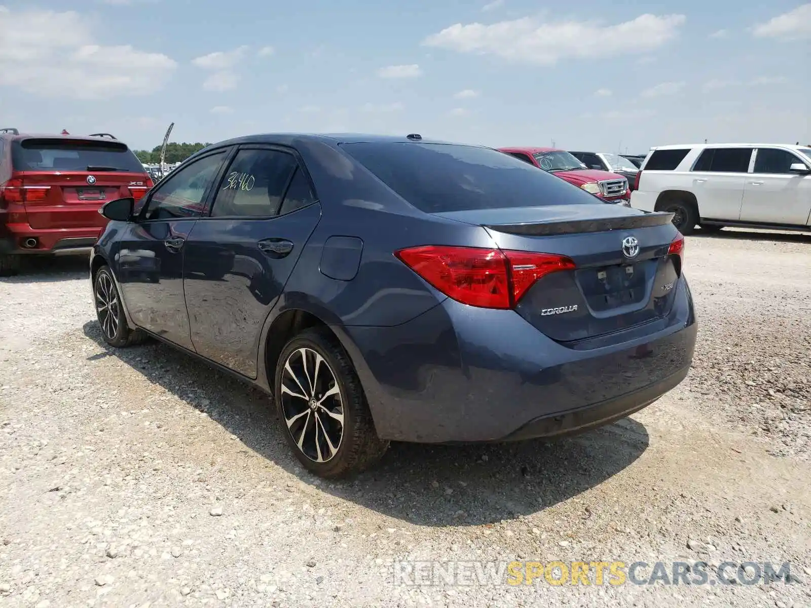 3 Photograph of a damaged car 5YFBURHE8KP923031 TOYOTA COROLLA 2019