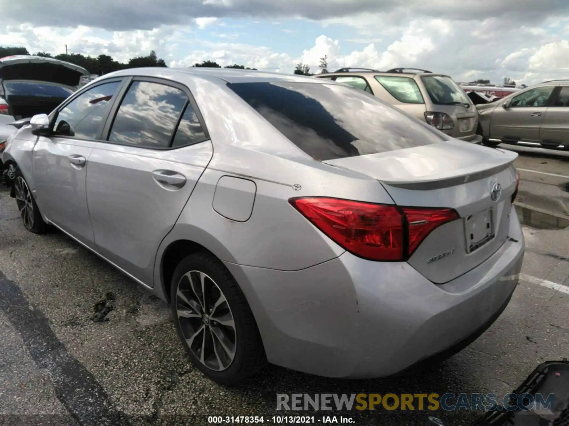 3 Photograph of a damaged car 5YFBURHE8KP923546 TOYOTA COROLLA 2019