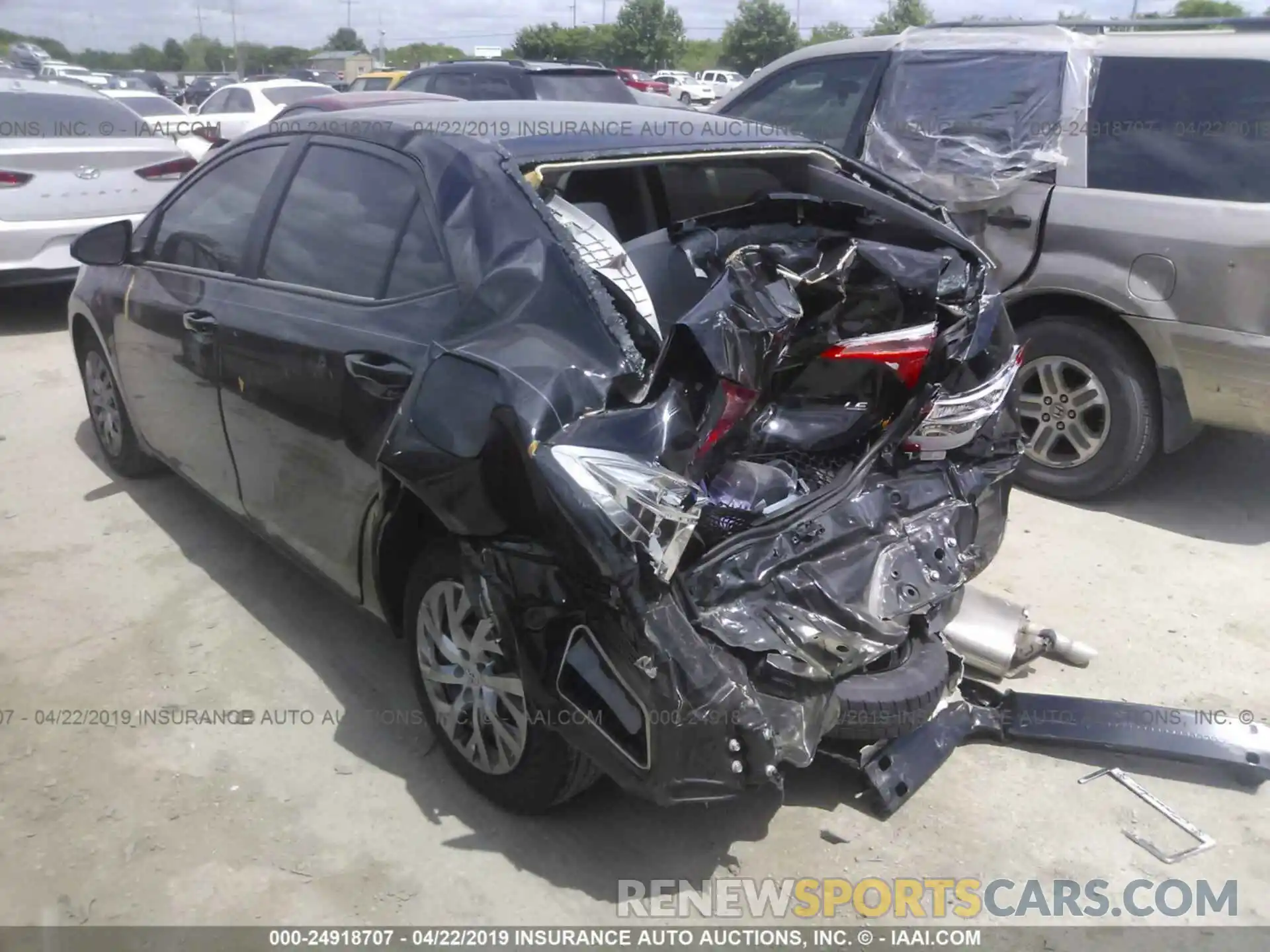 3 Photograph of a damaged car 5YFBURHE8KP924194 TOYOTA COROLLA 2019