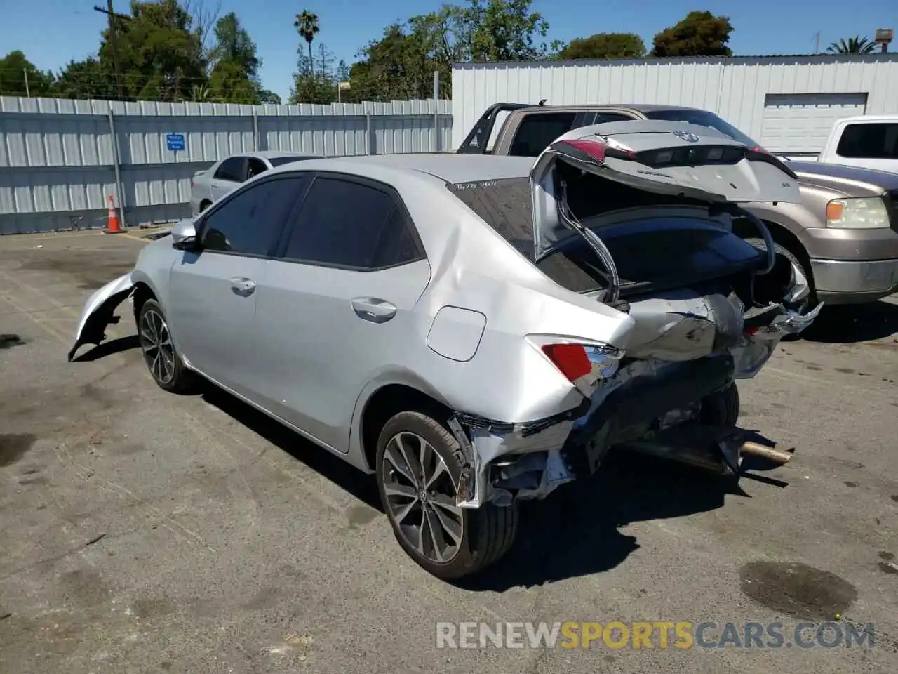 3 Photograph of a damaged car 5YFBURHE8KP924549 TOYOTA COROLLA 2019