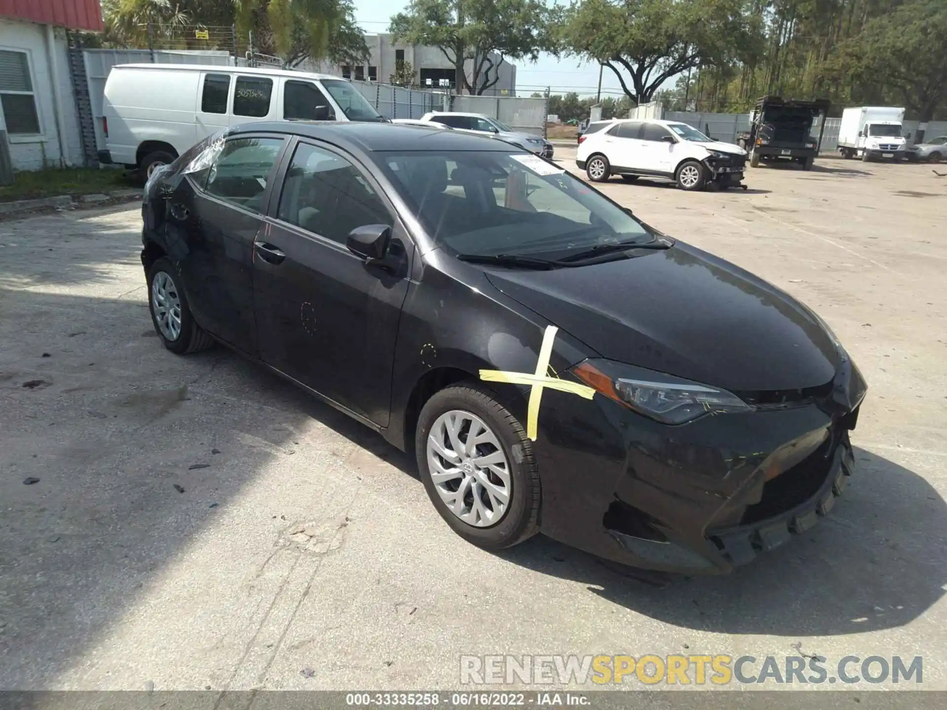 1 Photograph of a damaged car 5YFBURHE8KP927001 TOYOTA COROLLA 2019