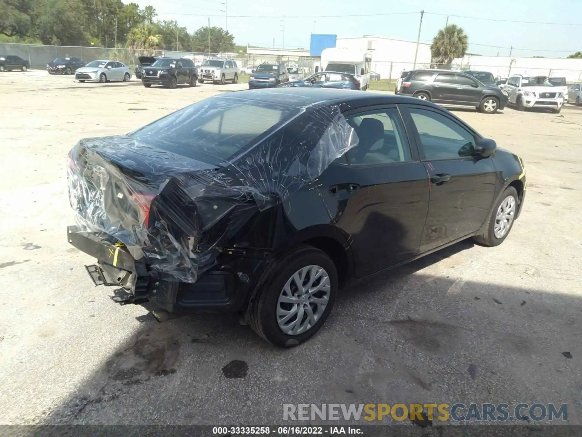 4 Photograph of a damaged car 5YFBURHE8KP927001 TOYOTA COROLLA 2019