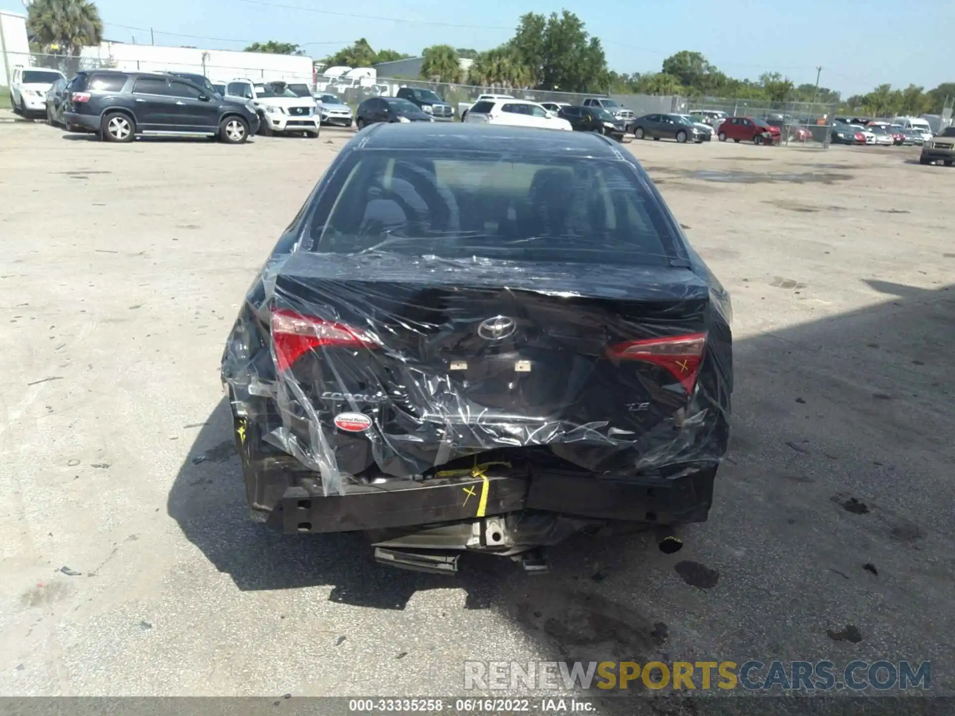 8 Photograph of a damaged car 5YFBURHE8KP927001 TOYOTA COROLLA 2019