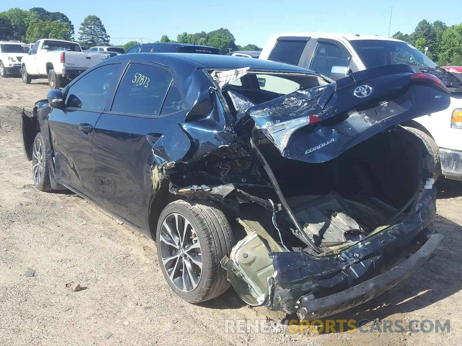 3 Photograph of a damaged car 5YFBURHE8KP927080 TOYOTA COROLLA 2019