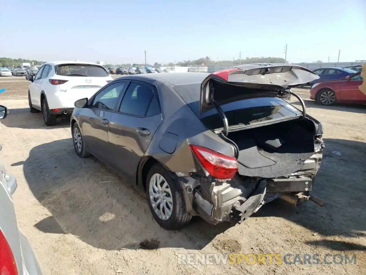 3 Photograph of a damaged car 5YFBURHE8KP927211 TOYOTA COROLLA 2019