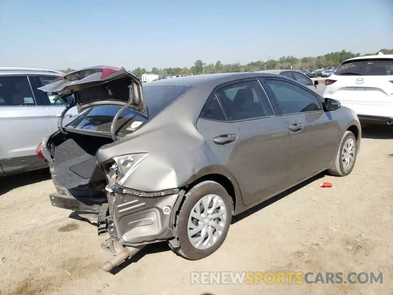 4 Photograph of a damaged car 5YFBURHE8KP927211 TOYOTA COROLLA 2019