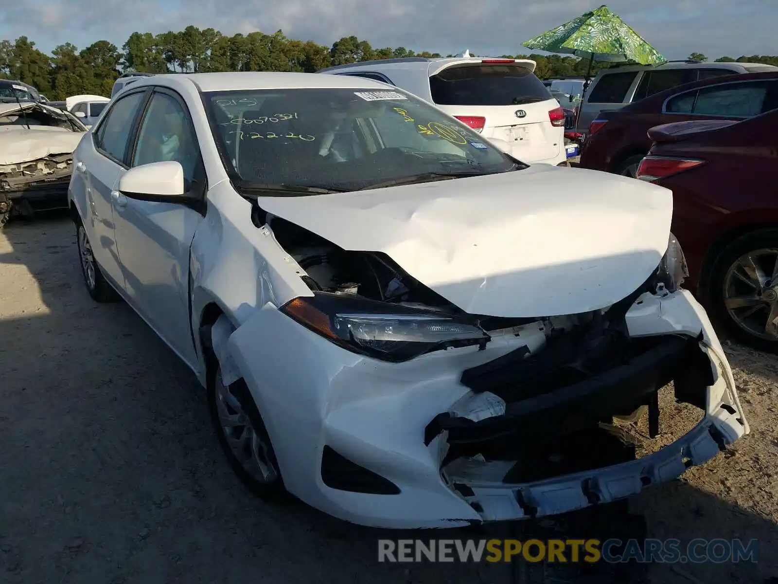 1 Photograph of a damaged car 5YFBURHE8KP927337 TOYOTA COROLLA 2019