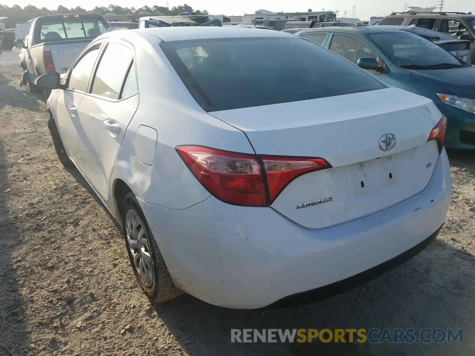 3 Photograph of a damaged car 5YFBURHE8KP927337 TOYOTA COROLLA 2019