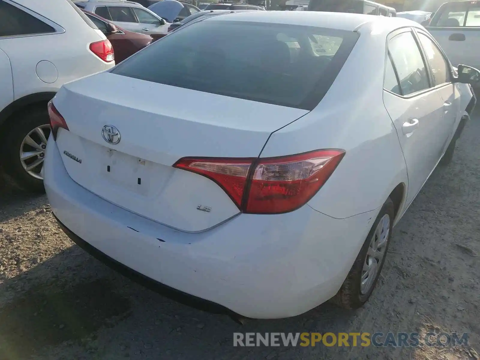 4 Photograph of a damaged car 5YFBURHE8KP927337 TOYOTA COROLLA 2019