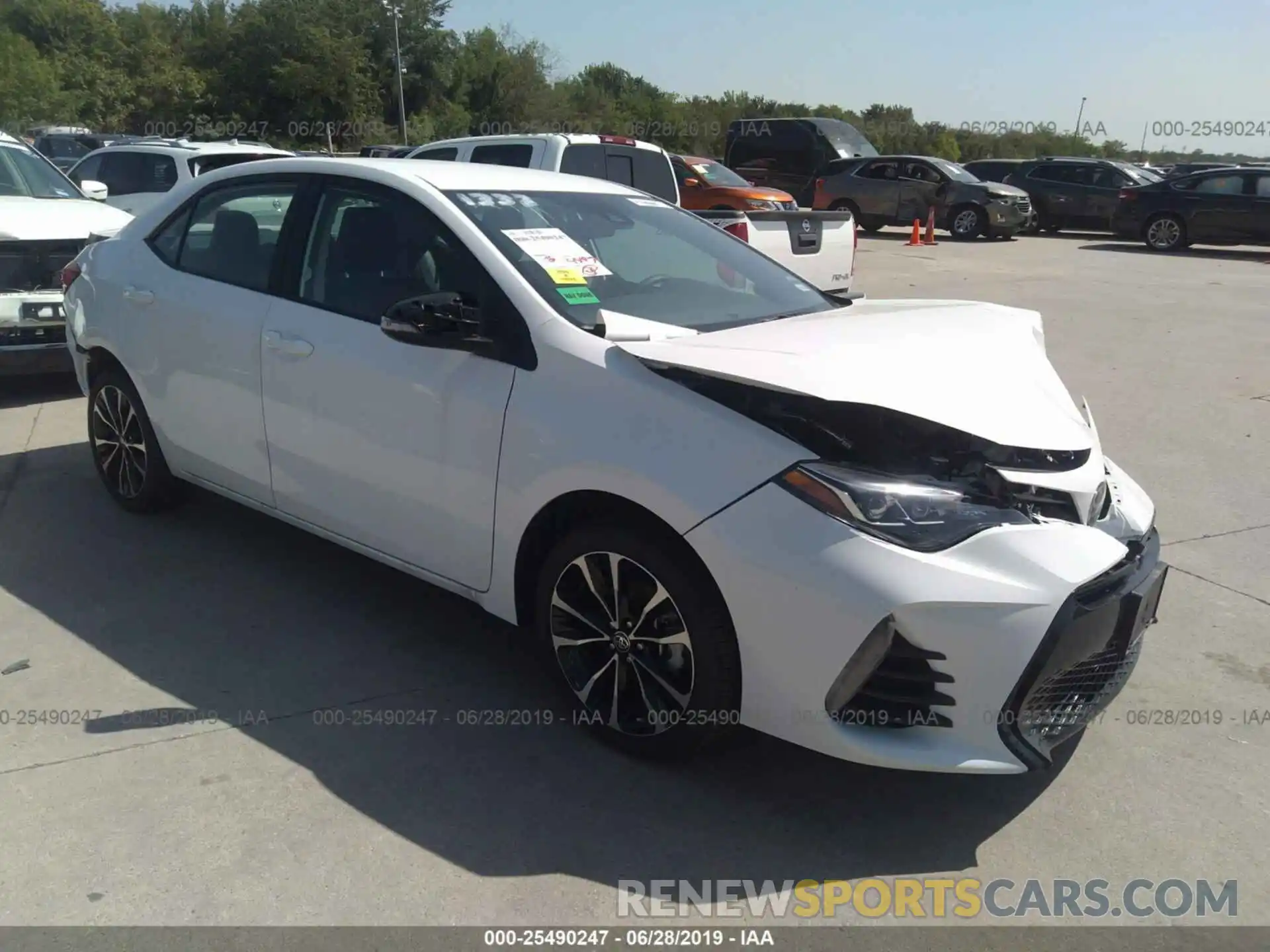 1 Photograph of a damaged car 5YFBURHE8KP928004 TOYOTA COROLLA 2019