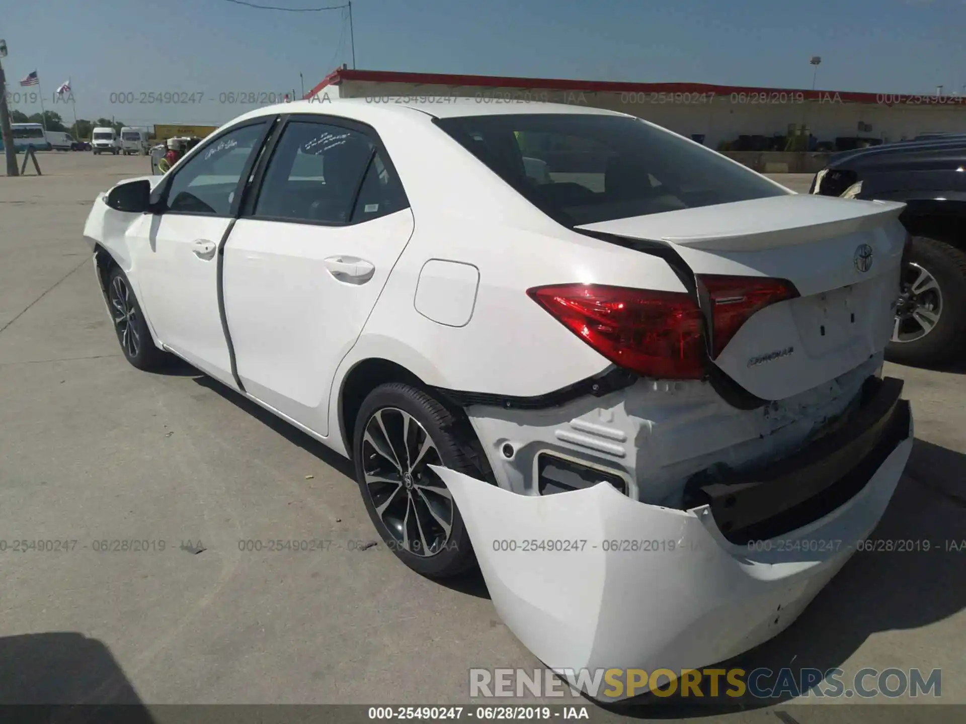 3 Photograph of a damaged car 5YFBURHE8KP928004 TOYOTA COROLLA 2019