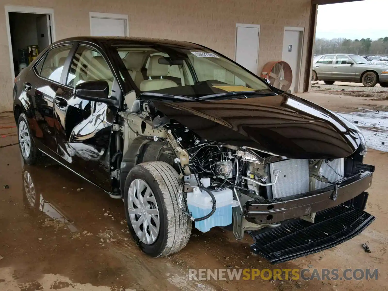 1 Photograph of a damaged car 5YFBURHE8KP929671 TOYOTA COROLLA 2019