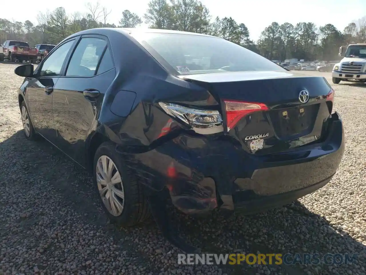 3 Photograph of a damaged car 5YFBURHE8KP930299 TOYOTA COROLLA 2019