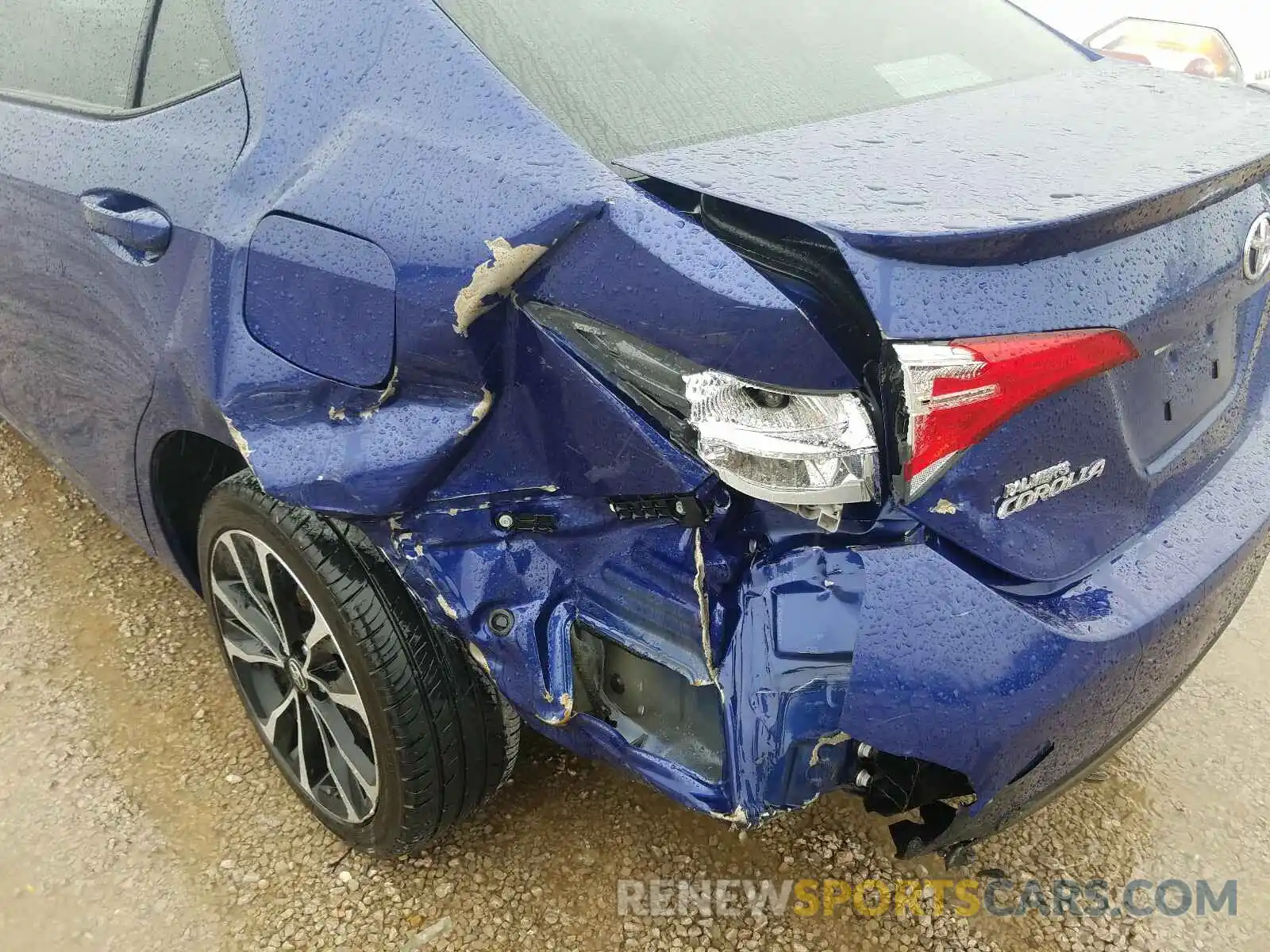 9 Photograph of a damaged car 5YFBURHE8KP931484 TOYOTA COROLLA 2019