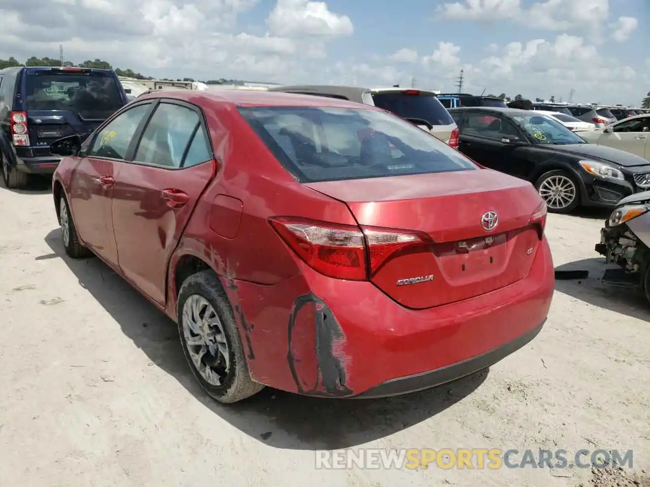 3 Photograph of a damaged car 5YFBURHE8KP933820 TOYOTA COROLLA 2019