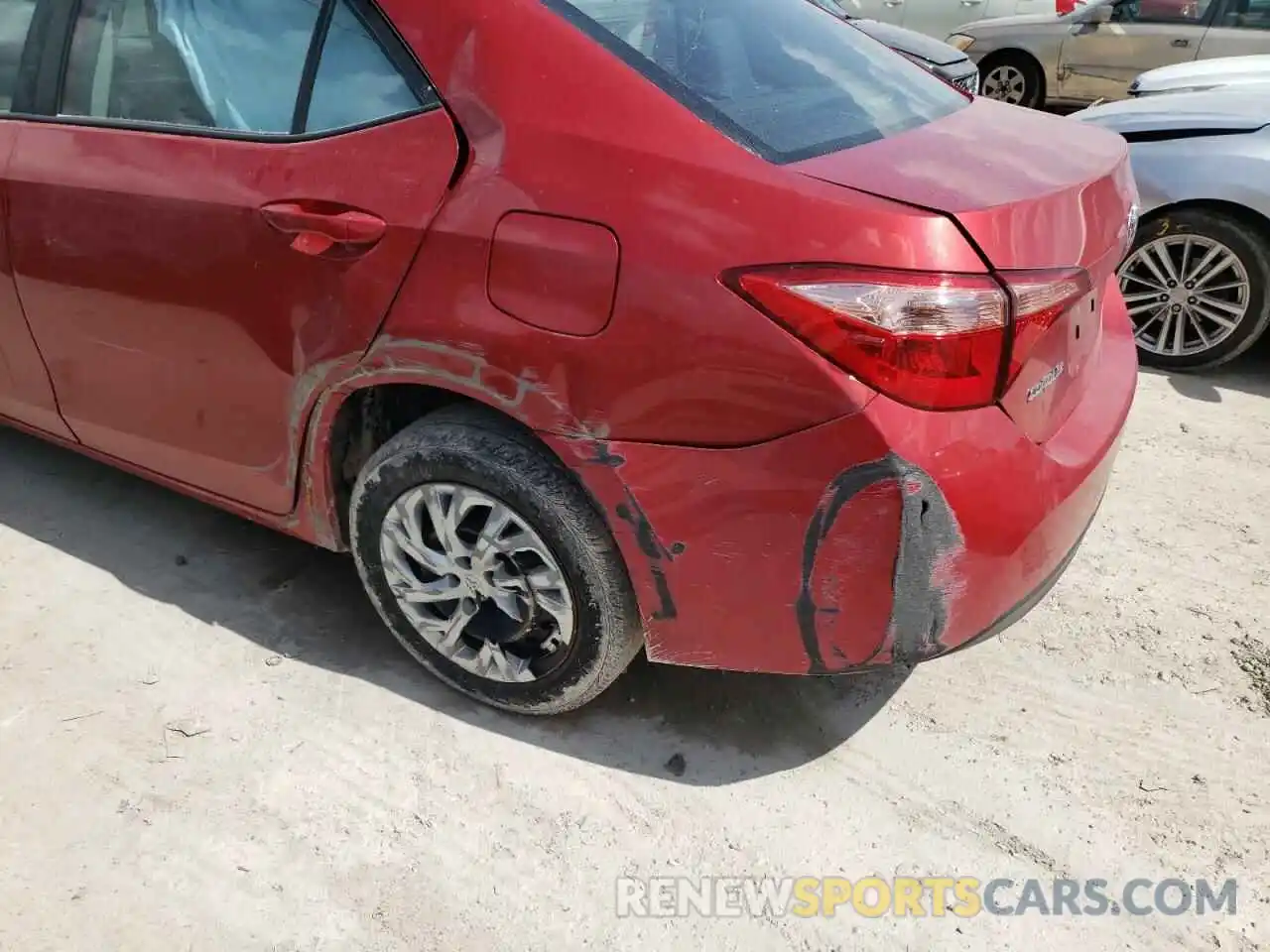 9 Photograph of a damaged car 5YFBURHE8KP933820 TOYOTA COROLLA 2019