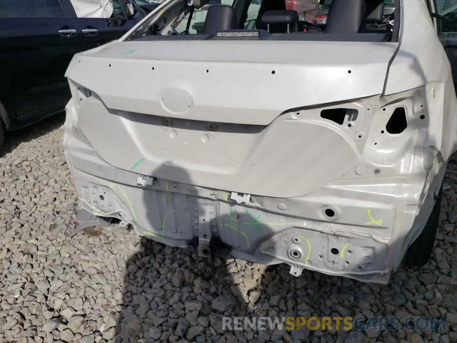 9 Photograph of a damaged car 5YFBURHE8KP935681 TOYOTA COROLLA 2019