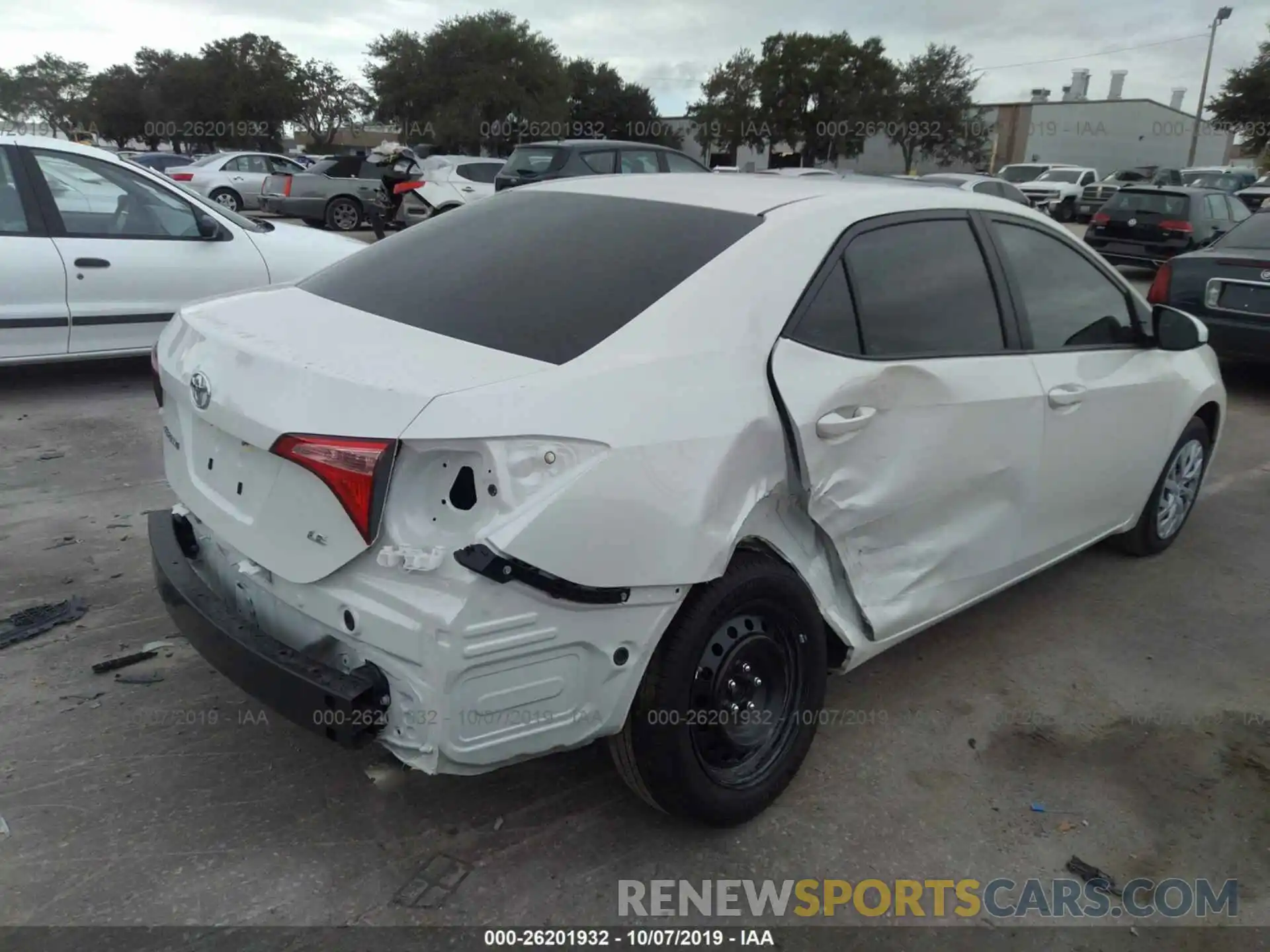 6 Photograph of a damaged car 5YFBURHE8KP935728 TOYOTA COROLLA 2019