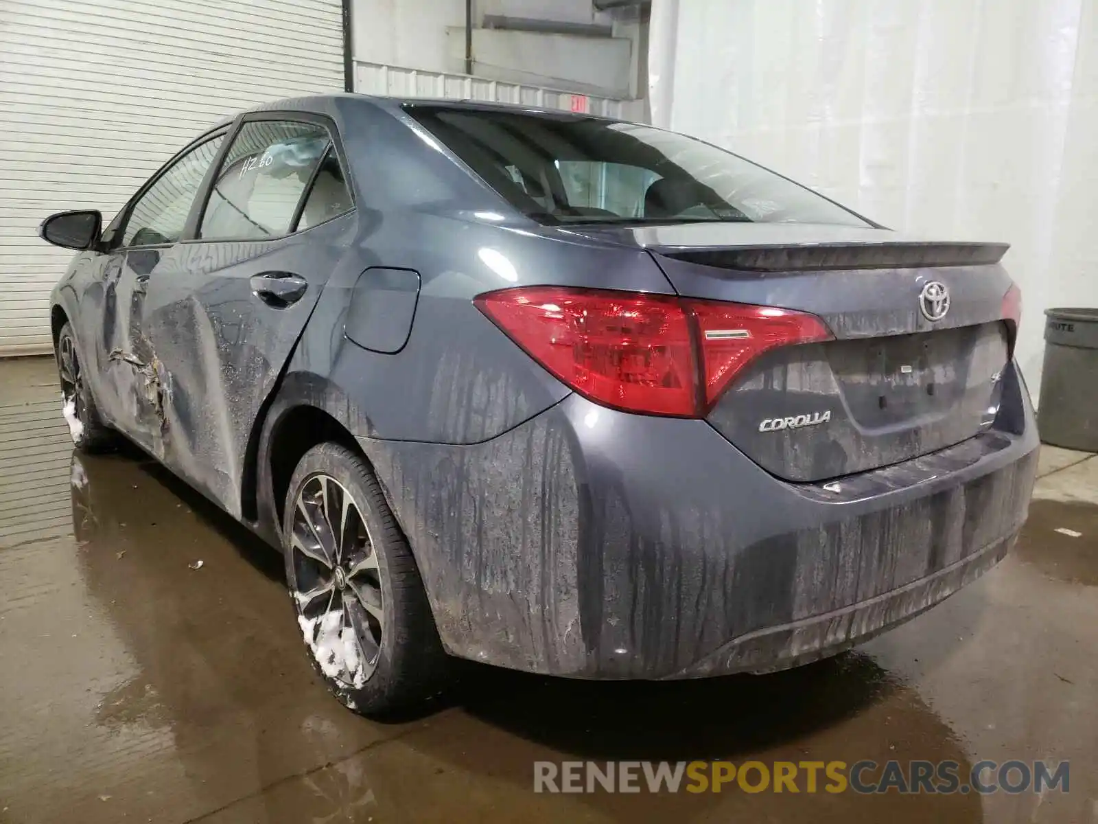 3 Photograph of a damaged car 5YFBURHE8KP936085 TOYOTA COROLLA 2019