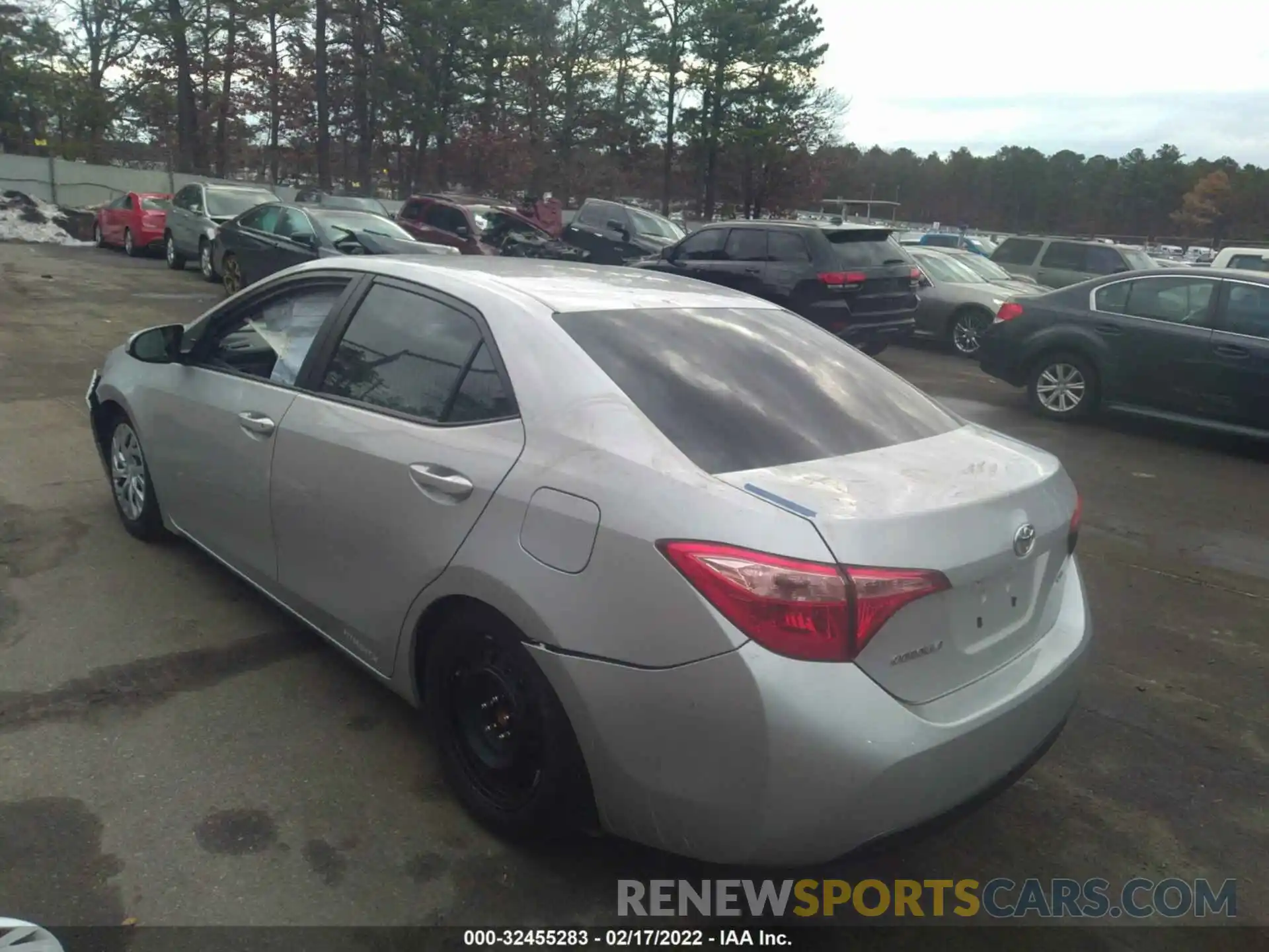 3 Photograph of a damaged car 5YFBURHE8KP937348 TOYOTA COROLLA 2019