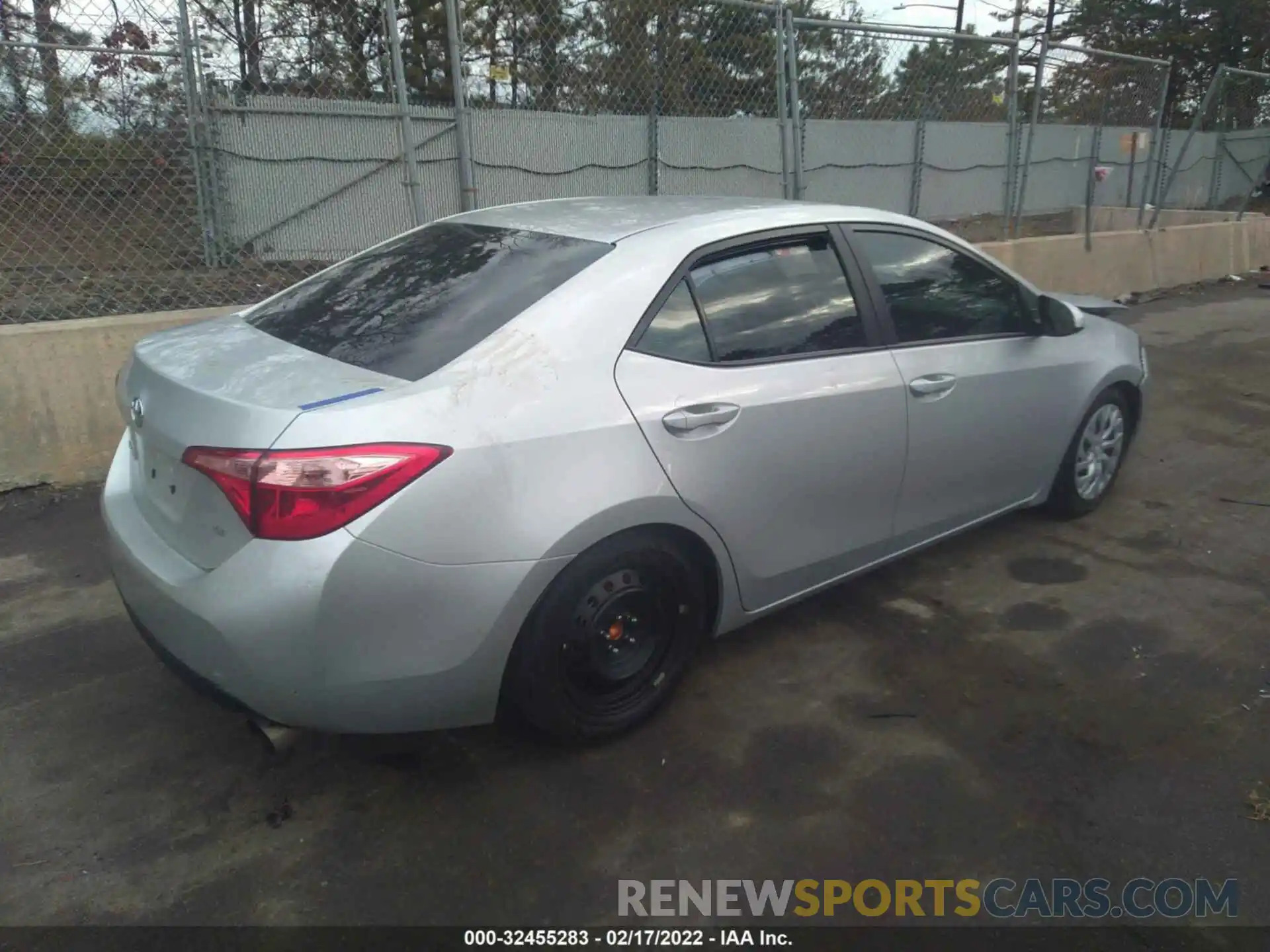 4 Photograph of a damaged car 5YFBURHE8KP937348 TOYOTA COROLLA 2019