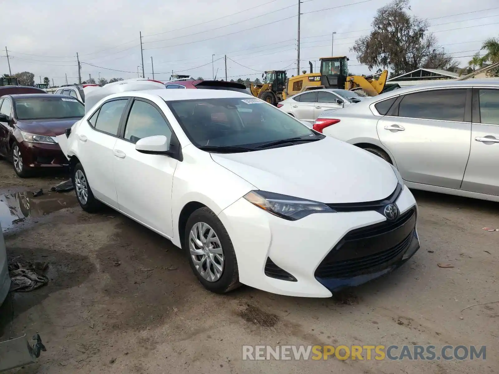 1 Photograph of a damaged car 5YFBURHE8KP938113 TOYOTA COROLLA 2019