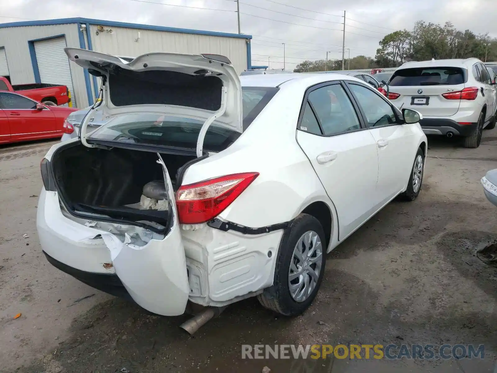 4 Photograph of a damaged car 5YFBURHE8KP938113 TOYOTA COROLLA 2019