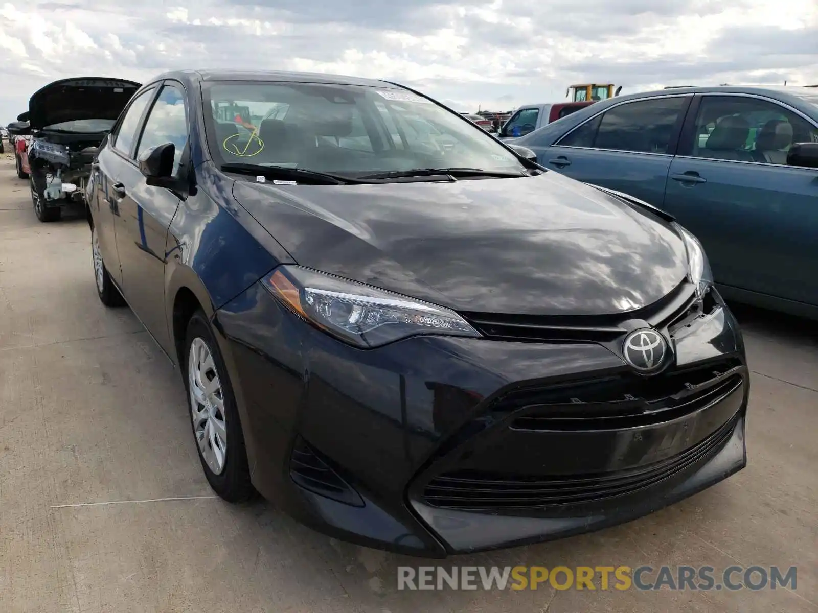 1 Photograph of a damaged car 5YFBURHE8KP939231 TOYOTA COROLLA 2019