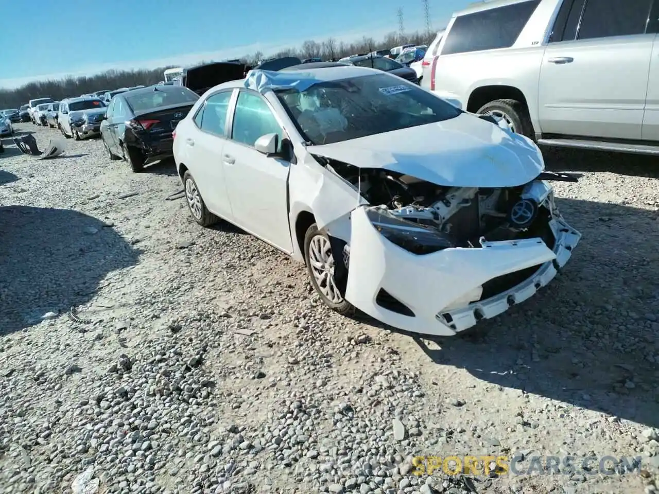 1 Photograph of a damaged car 5YFBURHE8KP939441 TOYOTA COROLLA 2019